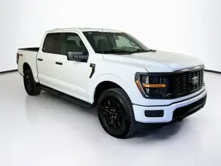 Ford F-150 2025 4x4 STX 4 puertas SuperCrew 5.5 pies SB