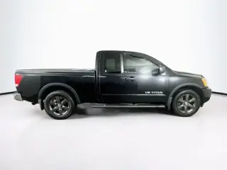 Nissan Titan 2015 4x2 SV 4 puertas King Cab Cabina Corta Pickup