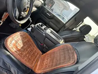 Chevrolet Silverado 2500HD 2022 4x4 Custom 4 puertas Cabina Crew SB