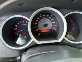 Toyota Tacoma 2007 Cabina Regular 2 puertas, 6.1 pies SB (2.7L I4 5M)