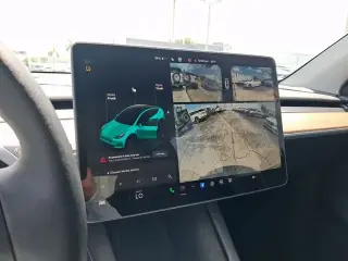 Tesla Model Y 2025 Long Range 4 puertas Crossover