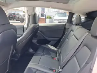 Tesla Model Y 2025 Long Range 4 puertas Crossover