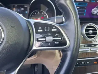 Mercedes-Benz GLC 2022 GLC 300 4 puertas SUV