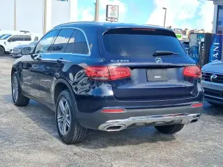 Mercedes-Benz GLC 2022 GLC 300 4 puertas SUV