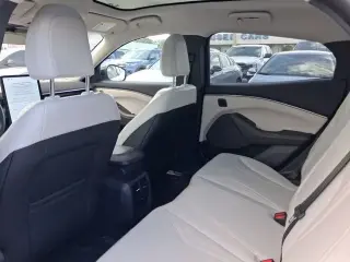 Ford Mustang Mach-E 2023 Premium 4 puertas SUV