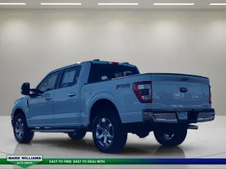 Ford F-150 2023 4x4 Lariat 4 puertas SuperCrew 6.5 pies. SB