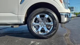 Ford F-150 2023 4x4 Lariat 4 puertas SuperCrew 6.5 pies. SB