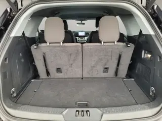 Ford Explorer 2024 AWD XLT 4 puertas SUV
