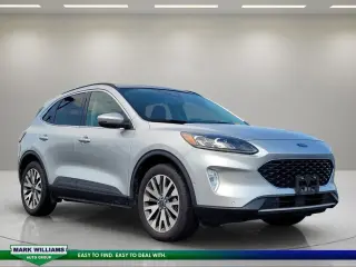Ford Escape 2020 AWD Titanium 4 puertas SUV