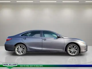 Toyota Camry 2015 SE 4 puertas Sedan