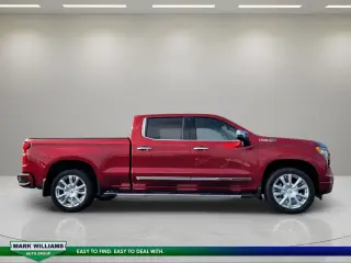Chevrolet Silverado 1500 2022 4x4 High Country 4 puertas Cabina Crew 5.8 pies. Caja corta