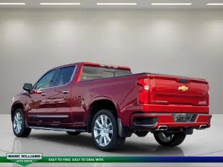 Chevrolet Silverado 1500 2022 4x4 High Country 4 puertas Cabina Crew 5.8 pies. Caja corta