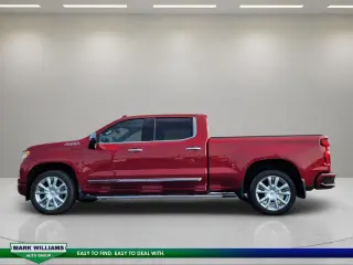 Chevrolet Silverado 1500 2022 4x4 High Country 4 puertas Cabina Crew 5.8 pies. Caja corta