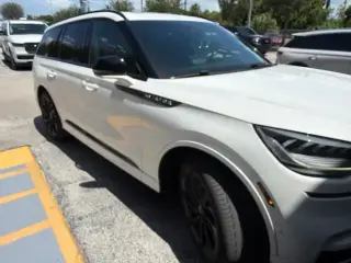 Lincoln Aviator 2023 Reserve 4 puertas SUV