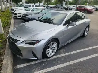 Lexus IS 300 2025 4 puertas Sedan
