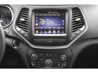 Jeep Cherokee 2015 Latitude 4 puertas SUV