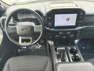 Ford F-150 2024 4x4 XLT 4 puertas SuperCrew 5.5 pies. SB