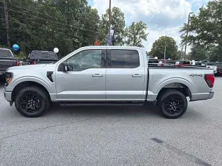 Ford F-150 2024 4x4 XLT 4 puertas SuperCrew 5.5 pies. SB