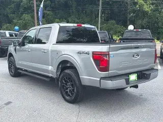 Ford F-150 2024 4x4 XLT 4 puertas SuperCrew 5.5 pies. SB