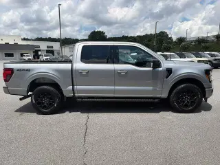 Ford F-150 2024 4x4 XLT 4 puertas SuperCrew 5.5 pies. SB