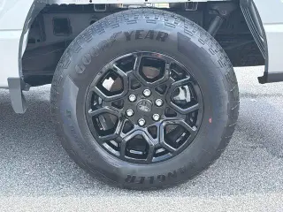 Ford F-150 2024 4x4 XLT 4 puertas SuperCrew 5.5 pies SB