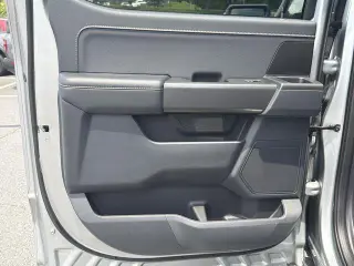 Ford F-150 2024 4x4 XLT 4 puertas SuperCrew 5.5 pies SB
