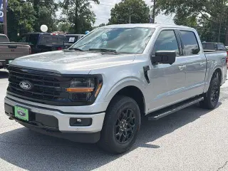 Ford F-150 2024 4x4 XLT 4 puertas SuperCrew 5.5 pies SB