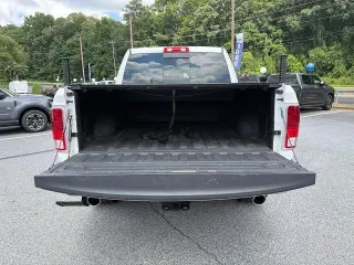 Ram 1500 2018 4x4 Laramie 4 puertas Cabina Crew 5.5 ft. SB Pickup