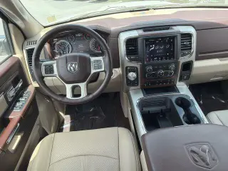 Ram 1500 2018 4x4 Laramie 4 puertas Cabina Crew 5.5 ft. SB Pickup
