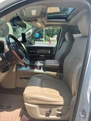 Ram 1500 2018 4x4 Laramie 4 puertas Cabina Crew 5.5 ft. SB Pickup