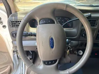 Ford Excursion 2003 Eddie Bauer 4WD 4 puertas SUV