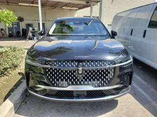 Lincoln Nautilus 2024 AWD Premiere 4 puertas SUV