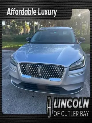 Lincoln Corsair 2022 Estándar 4 puertas SUV