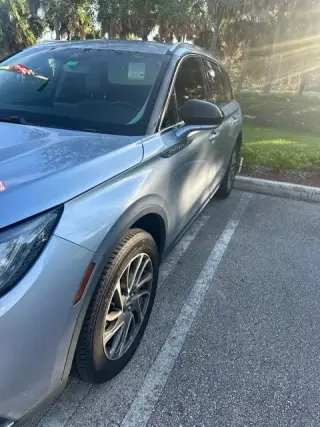 Lincoln Corsair 2022 Estándar 4 puertas SUV