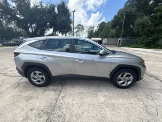 Hyundai Tucson 2024 SE 4 puertas SUV