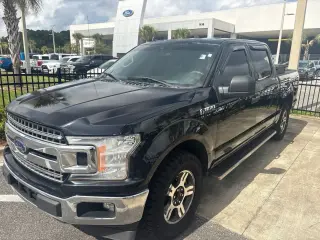 Ford F-150 2020 4x2 XLT 4 puertas SuperCrew 5.5 pies. SB