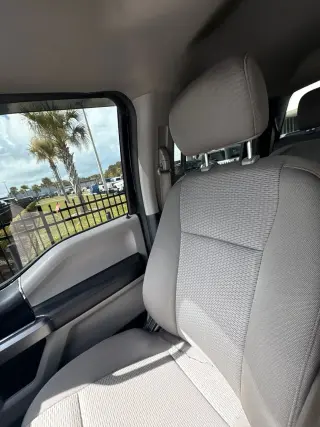 Ford F-150 2020 4x2 XLT 4 puertas SuperCrew 5.5 pies. SB