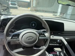 Hyundai ELANTRA 2025 SEL Conveniencia 4 puertas Sedan