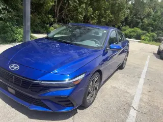 Hyundai ELANTRA 2025 SEL Conveniencia 4 puertas Sedan