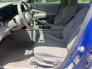 Hyundai ELANTRA 2025 SEL Conveniencia 4 puertas Sedan