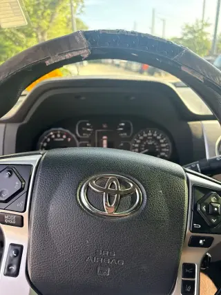 Toyota Tundra 2020 4x4 SR5 4 puertas CrewMax Cab Pickup SB