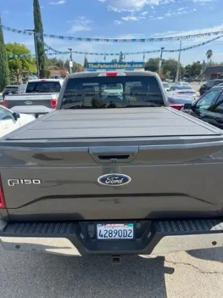 Ford F-150 2017 4x4 Lariat 4 puertas SuperCab 8 pies. LB