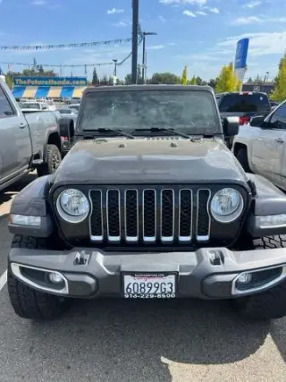 Jeep Gladiator 2020 4x4 Overland 4 puertas Crew Cab 5.0 pies. SB