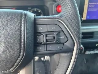 Toyota Tacoma 2024 4x4 TRD Sport 4 puertas Doble Cabina 6.1 ft LB