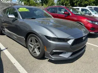 Ford Mustang 2025 EcoBoost 2 puertas Fastback
