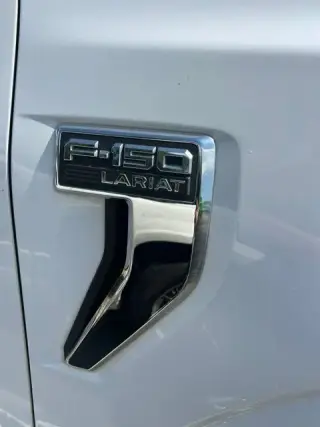 Ford F-150 2021 4x4 Lariat 4 puertas SuperCrew 5.5 pies SB
