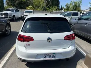Volkswagen Golf GTI 2016 Autobahn 4 puertas Hatchback 6 velocidades Automático con Paquete de Rendimiento