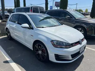 Volkswagen Golf GTI 2016 Autobahn 4 puertas Hatchback 6 velocidades Automático con Paquete de Rendimiento
