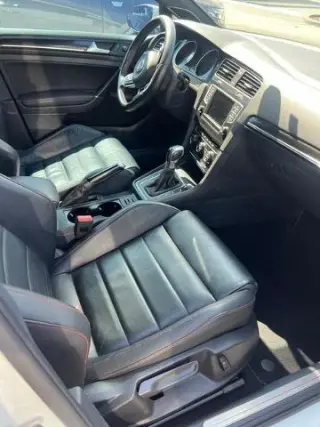 Volkswagen Golf GTI 2016 Autobahn 4 puertas Hatchback 6 velocidades Automático con Paquete de Rendimiento