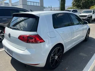 Volkswagen Golf GTI 2016 Autobahn 4 puertas Hatchback 6 velocidades Automático con Paquete de Rendimiento